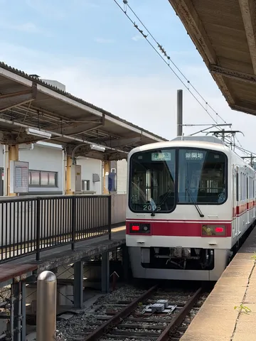 夕暮れ時のローカル線