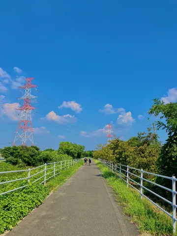 青空と電波塔、二人で歩む道