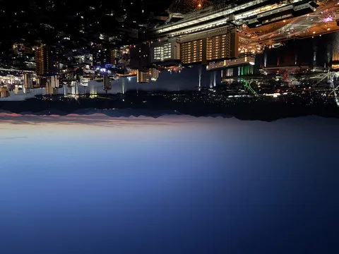 夜景と夕焼けのコントラスト