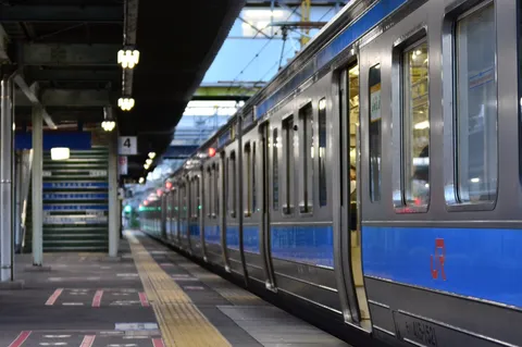 静寂の駅、旅立ちの予感