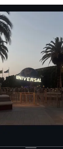 煌めくユニバーサルの夕景