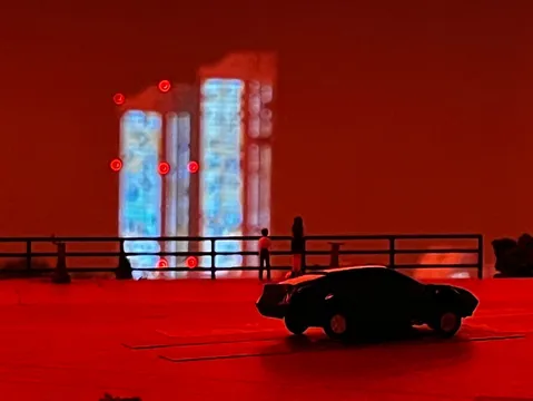 未来都市の赤い夜