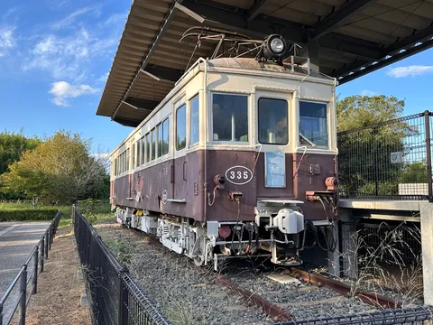 335号、屋根の下の静かな時間